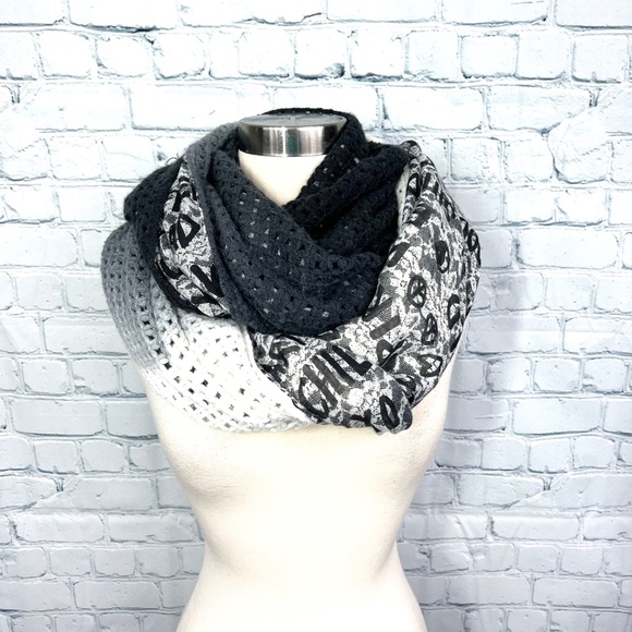 |•BCBGENERATION REVERSIBLE! INFINTY SCARF•| Black Grey Tan Brown 20x60 - Picture 2 of 10